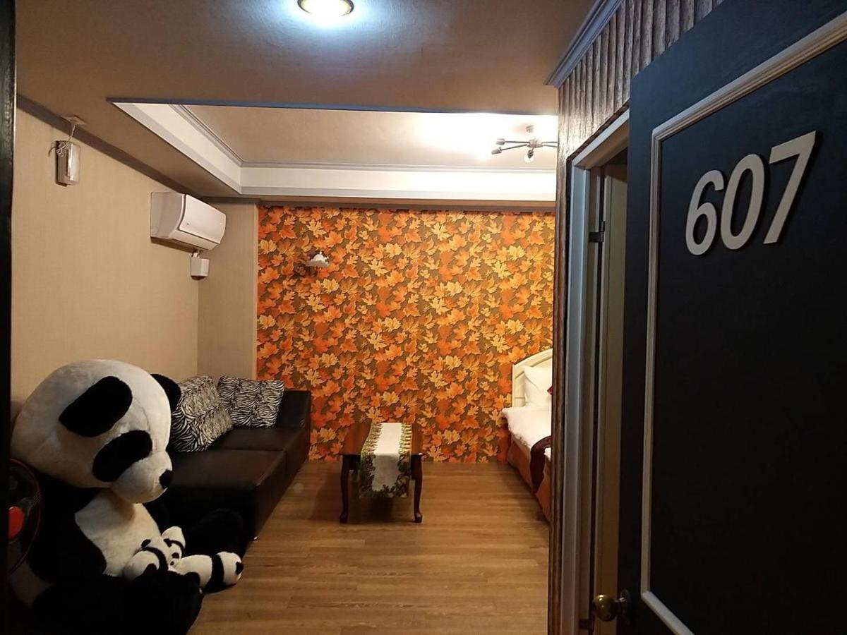 Guan Lun Hotel Хуалиен Сити Екстериор снимка