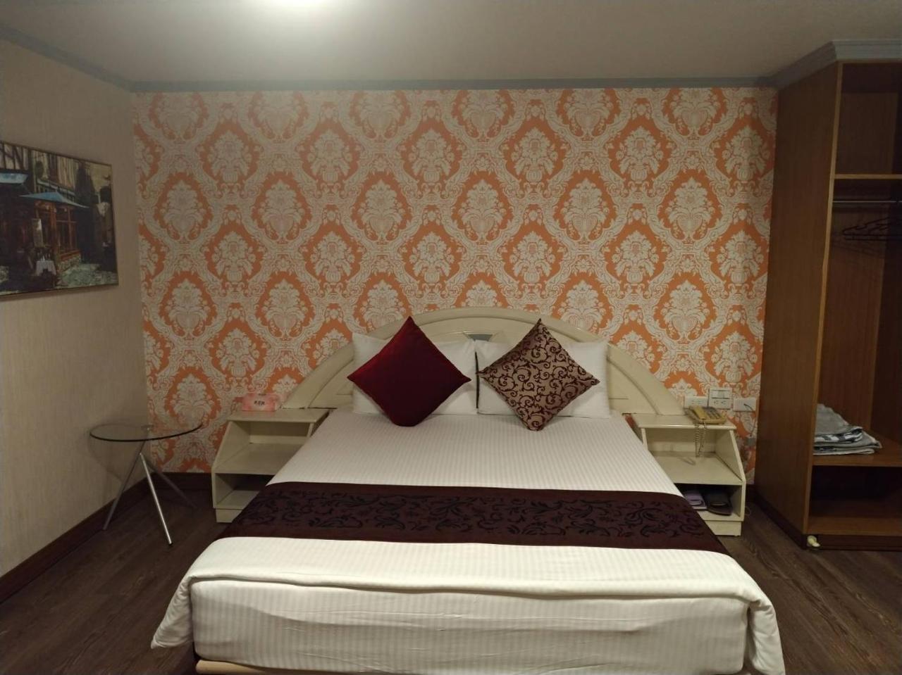 Guan Lun Hotel Хуалиен Сити Екстериор снимка